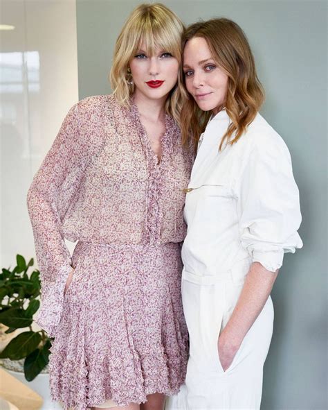 Aug 22, 2019 · Taylor Swift and Stella McCartney have teamed up to create a line of products to celebrate the launch of her seventh studio album, “Lover.”. The Grammy award-winning singer-songwriter took to social media to tease the collaboration that features tie-dyed T-shirts, jackets and handbags in dreamy pastels emblazoned …